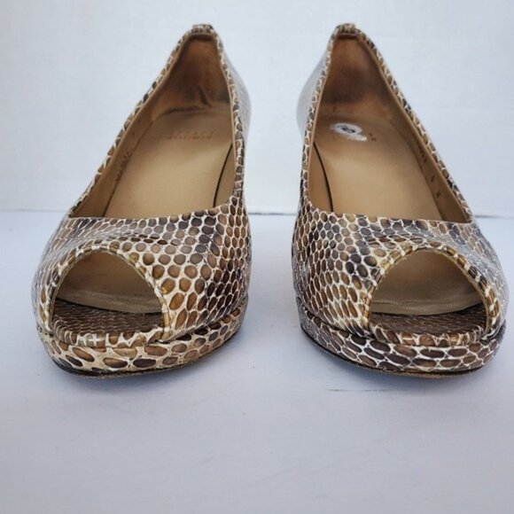 Stuart Weitzman Patent Pump Snake Print Neutral Size 6 - Picture 3 of 16